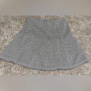 H&M girls 6X black white Houndstooth pleated skirt